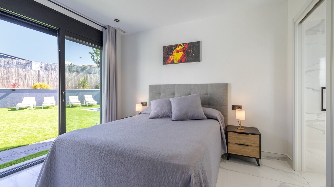 Photo of Bedroom in El Roc de Sant Gaieta