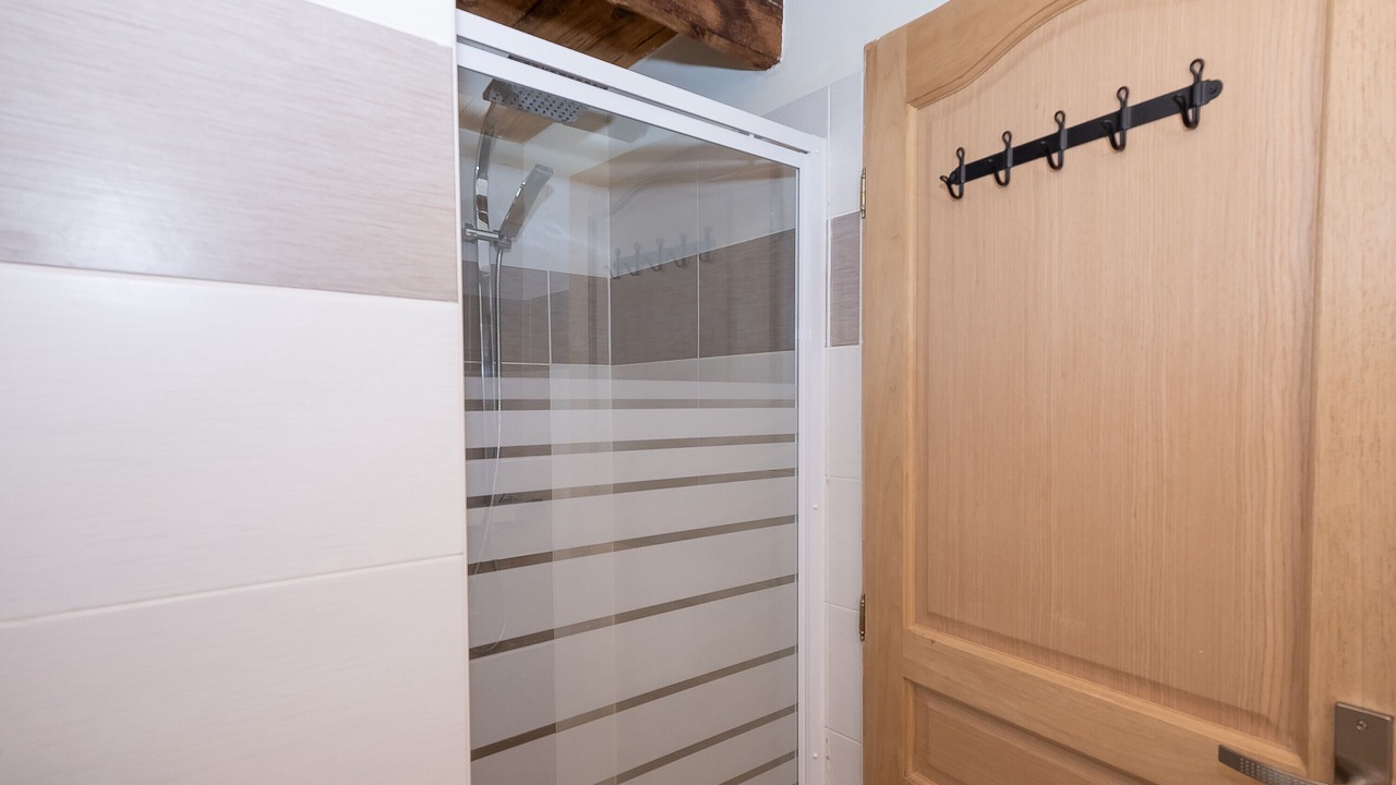 Photo of Bathroom in Saint-Jean-d'Avelanne