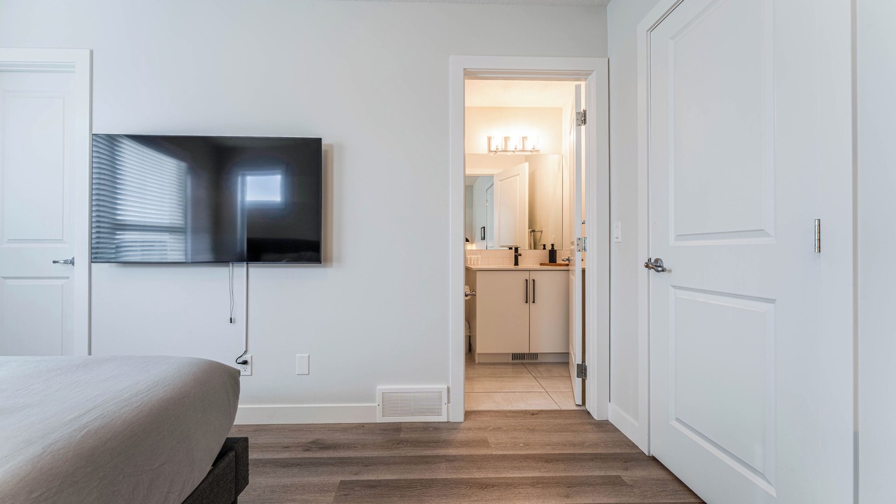 Photo of Bedroom in Evanston