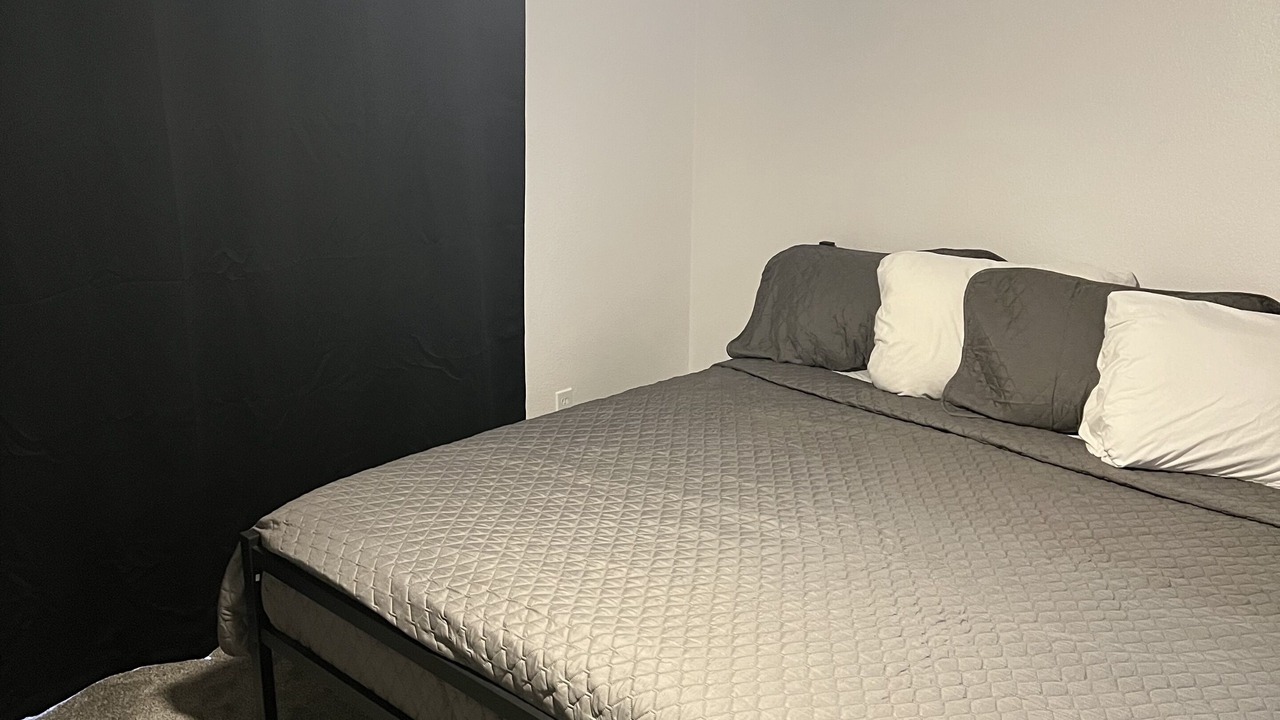 Photo of Bedroom in Evanston