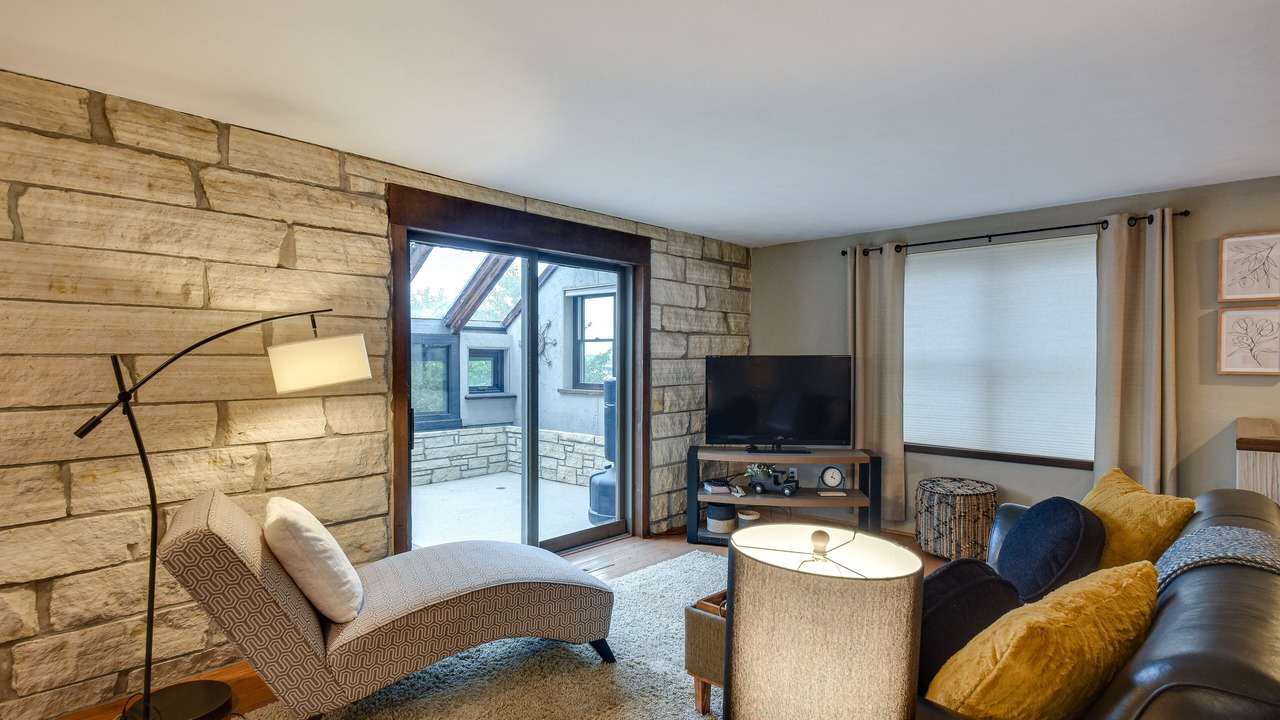 Photo of Bedroom in Bettendorf