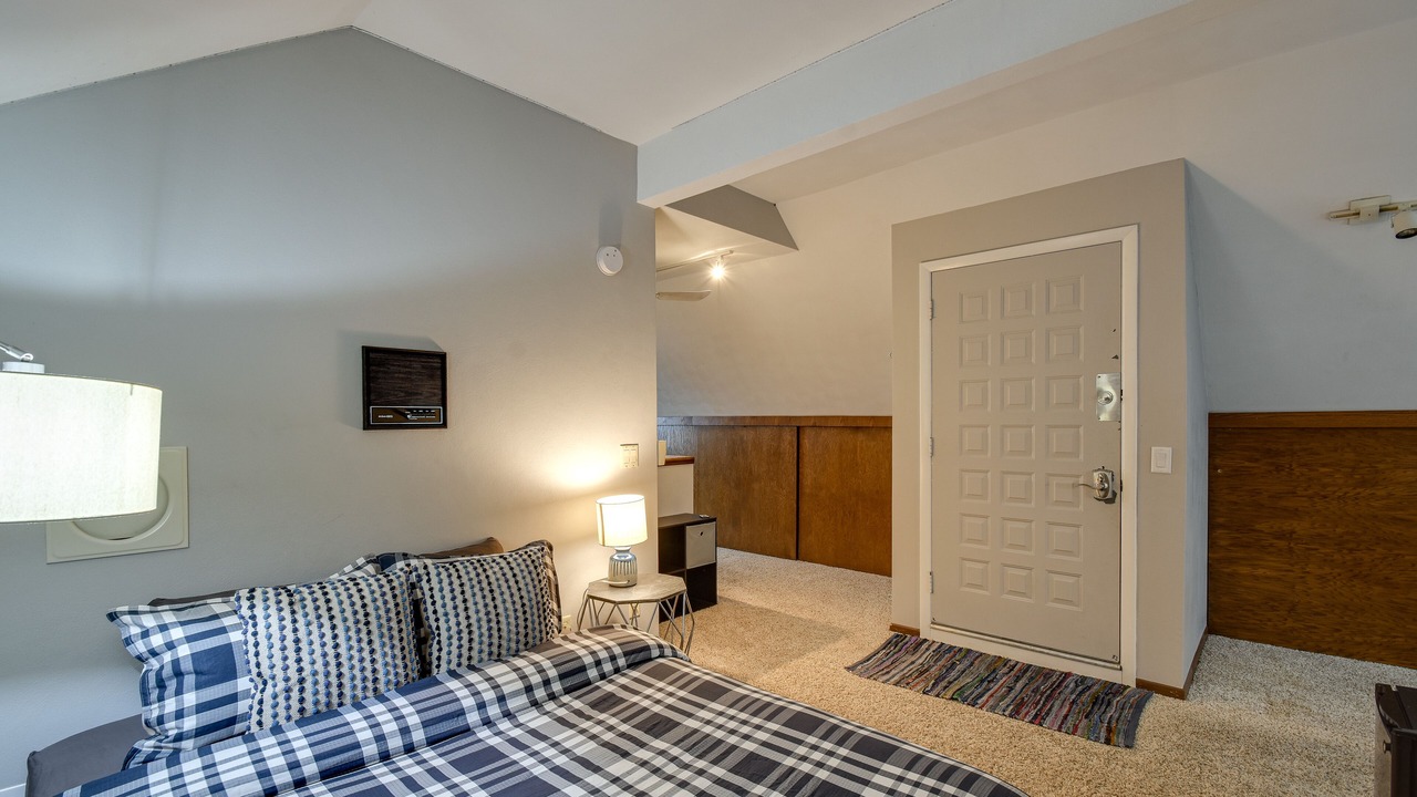 Photo of Bedroom in Bettendorf