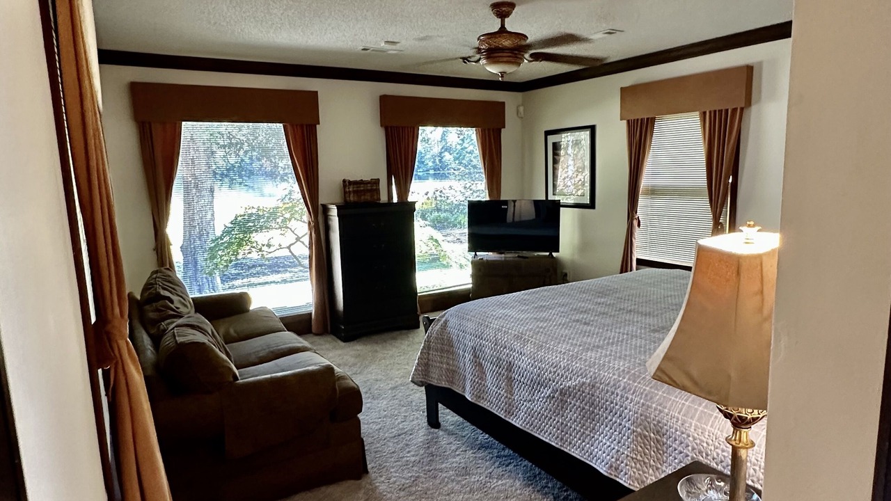 Photo of Bedroom in Scottsboro