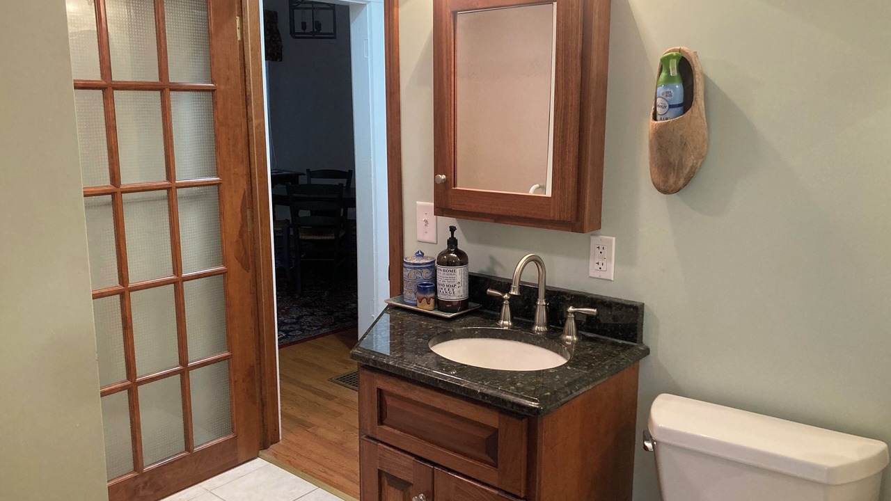 Photo of Bathroom in Yorkville