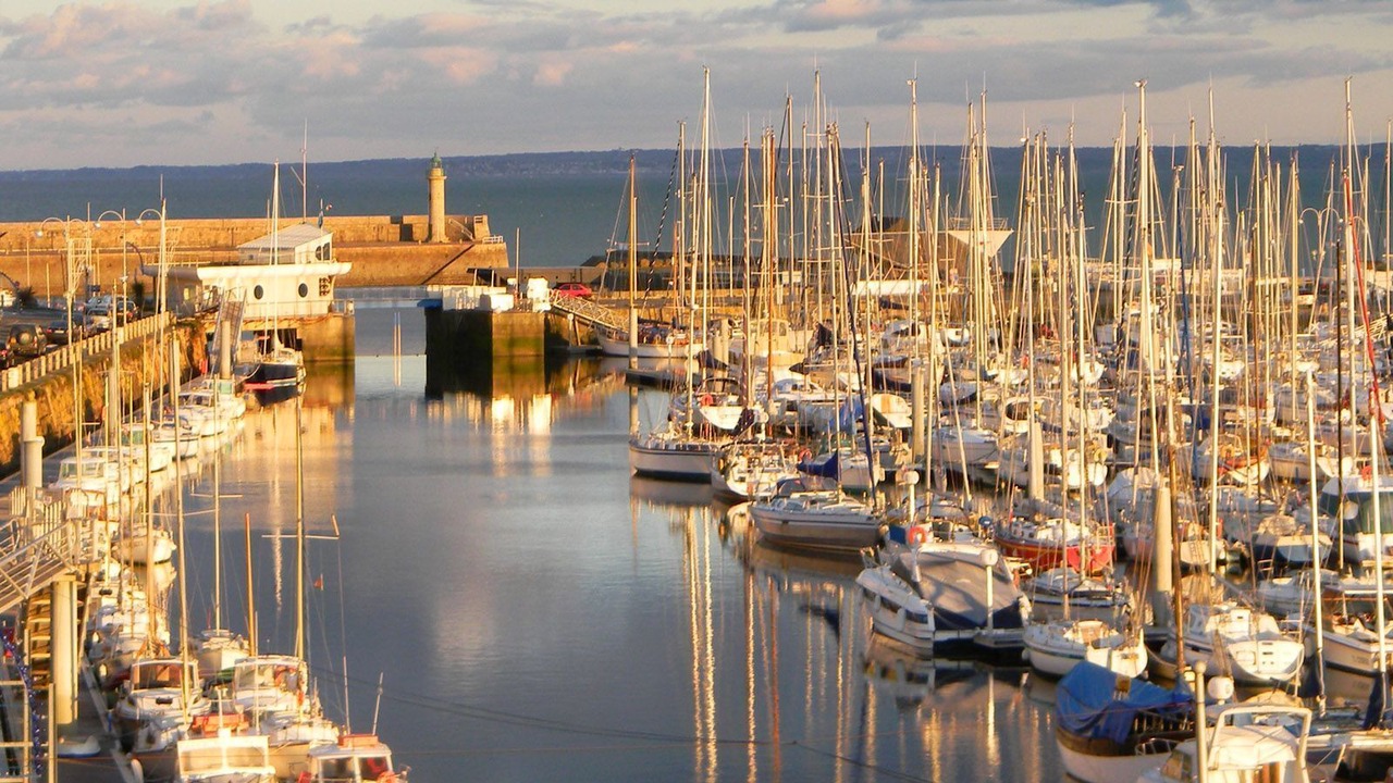 Photo of Others in Etables-sur-Mer