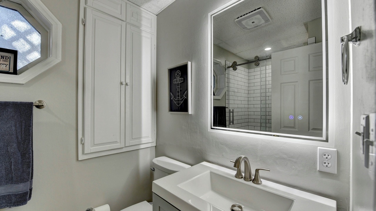Photo of Bathroom in Martin