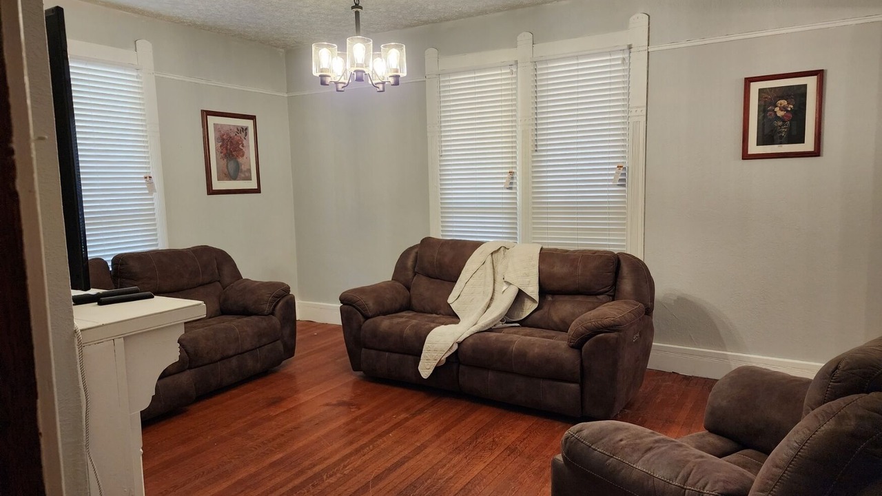 Photo of Livingroom in Lafayette