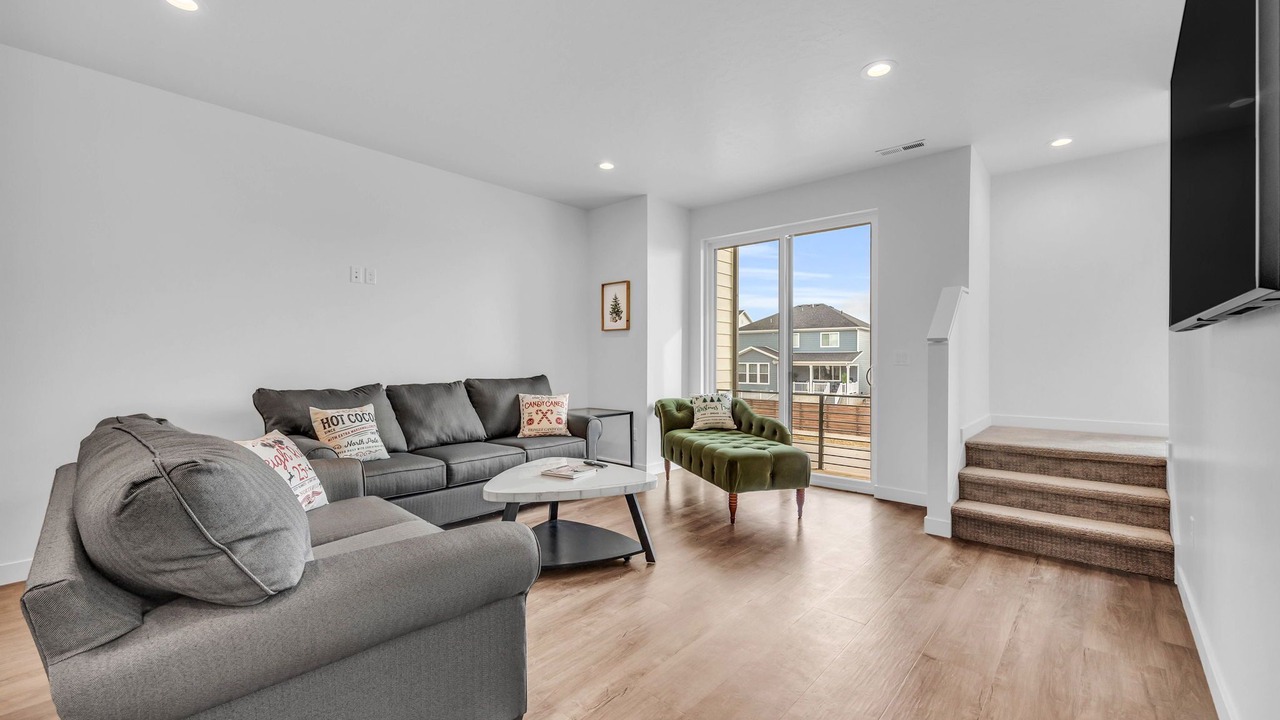 Photo of Livingroom in Mountain Green