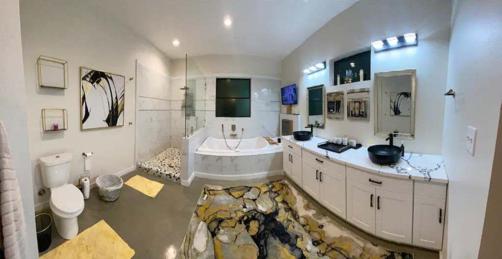 Photo of Bathroom in Baker