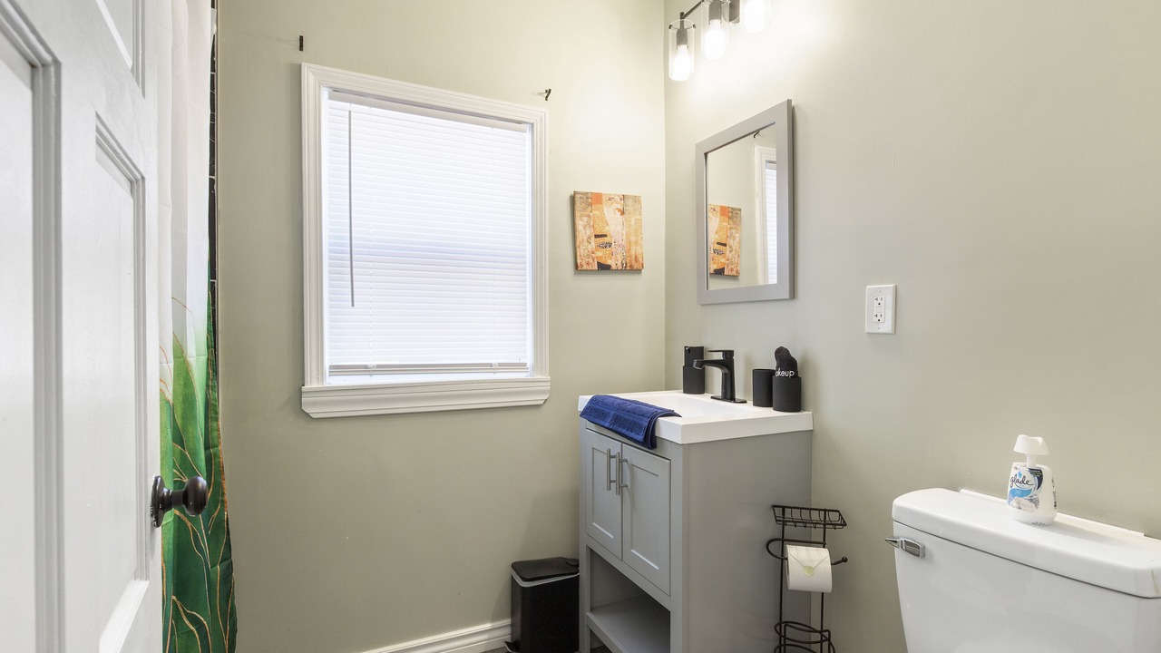 Photo of Bathroom in Ferndale