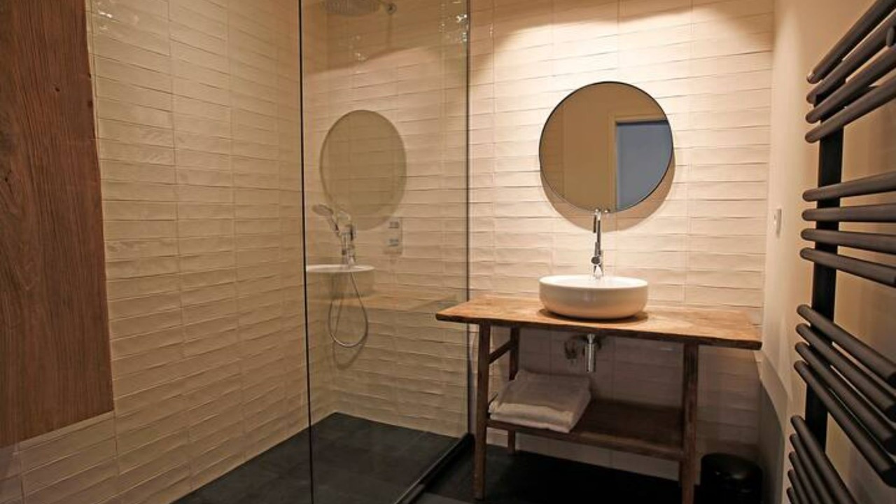 Photo of Bathroom in Larmor-Baden