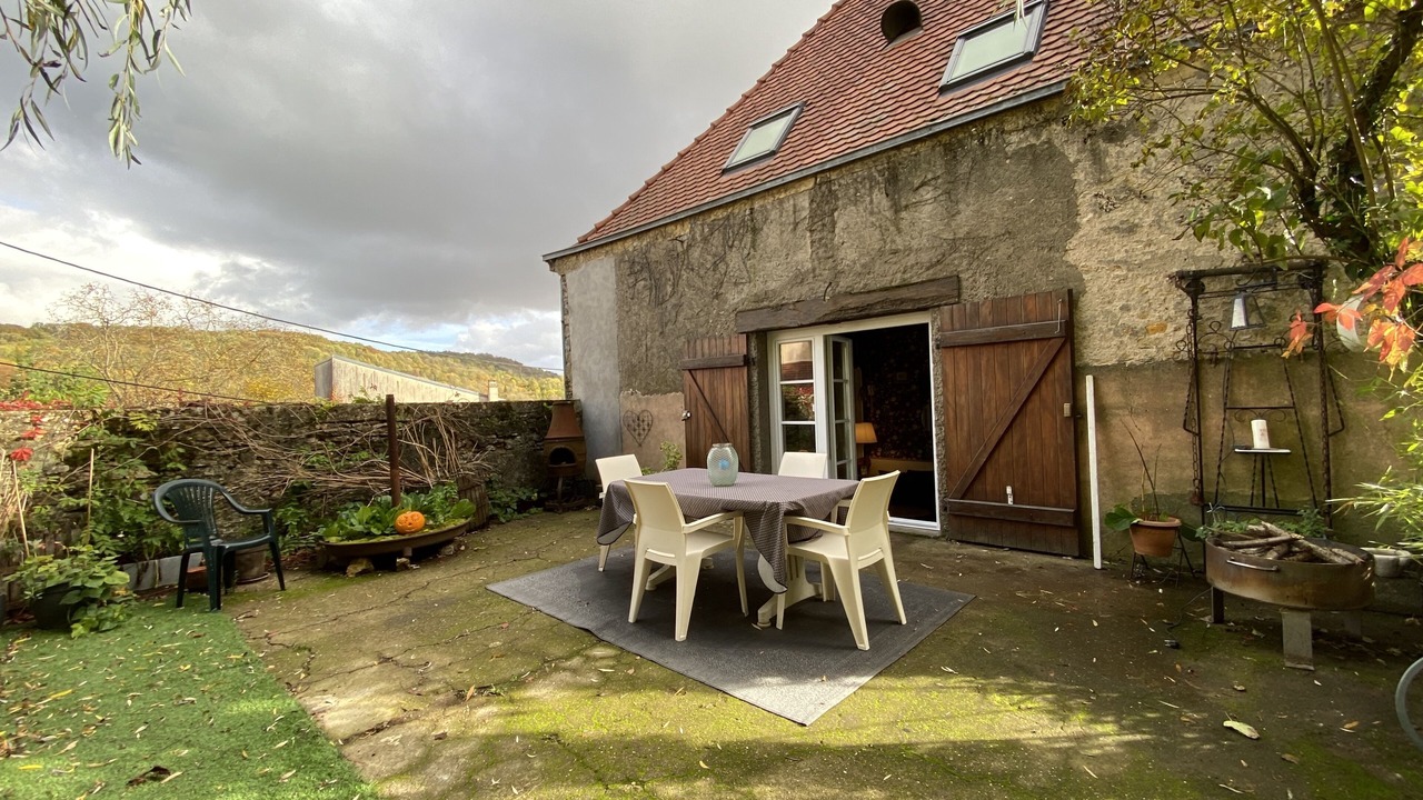 Photo of Outdoor in Lessy