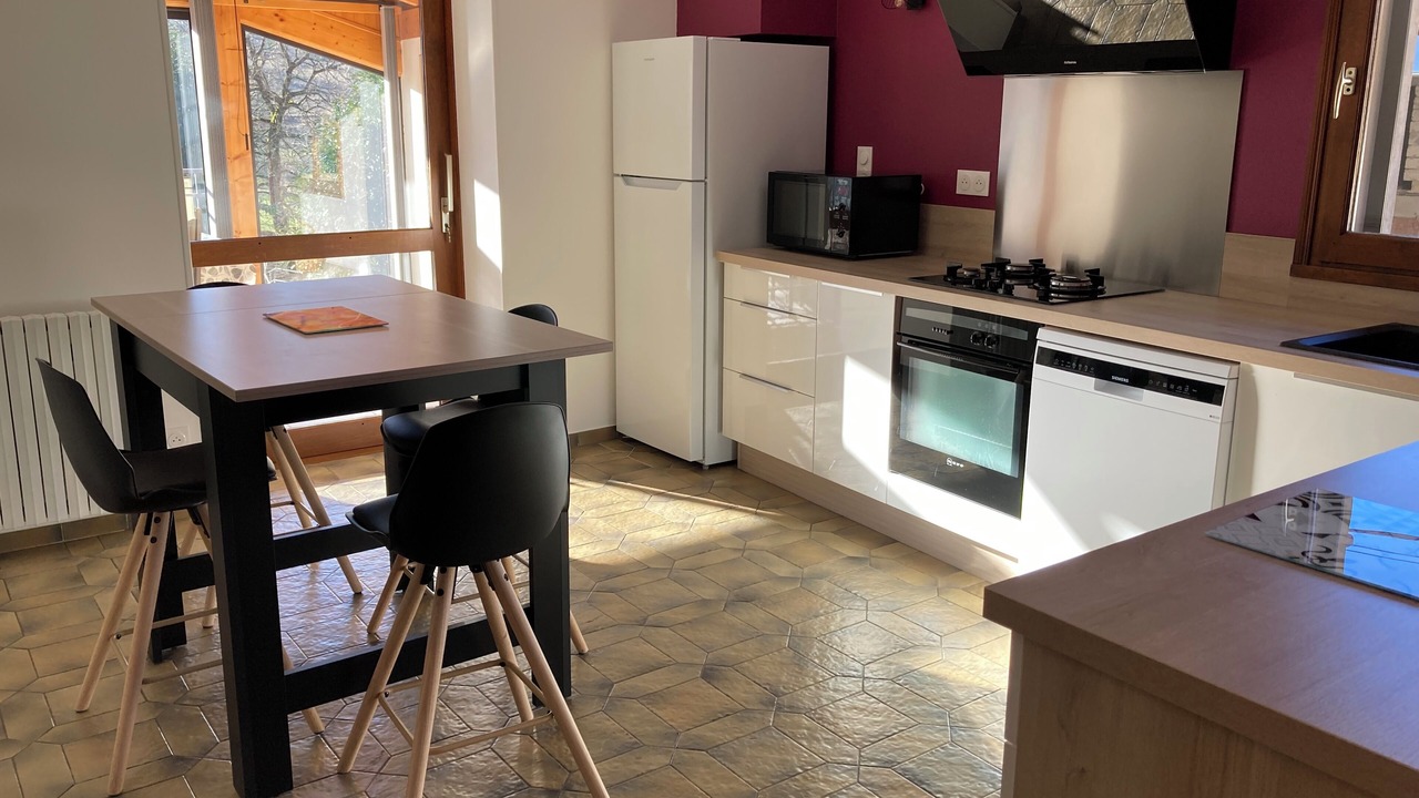 Photo of Kitchen in Boyeux-Saint-Jerome