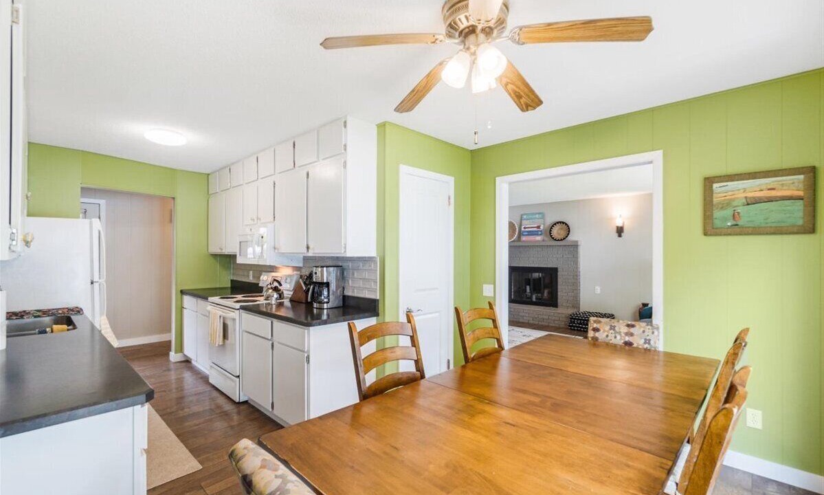 Photo of Kitchen in New London