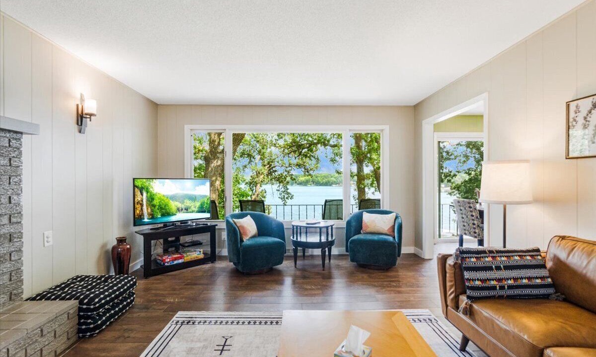 Photo of Livingroom in New London