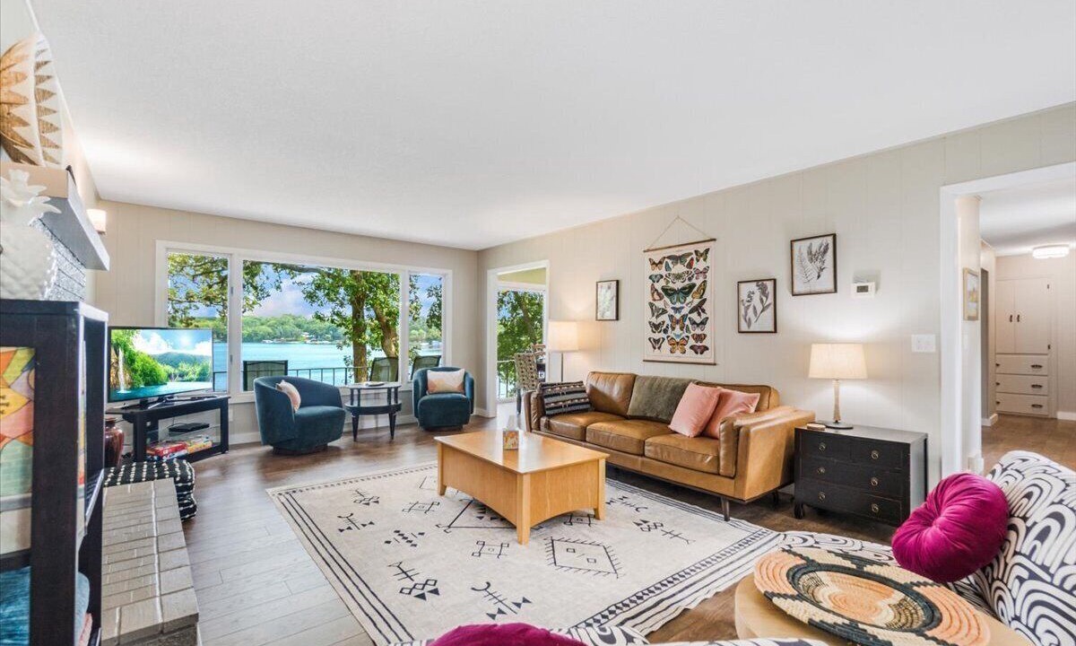 Photo of Livingroom in New London