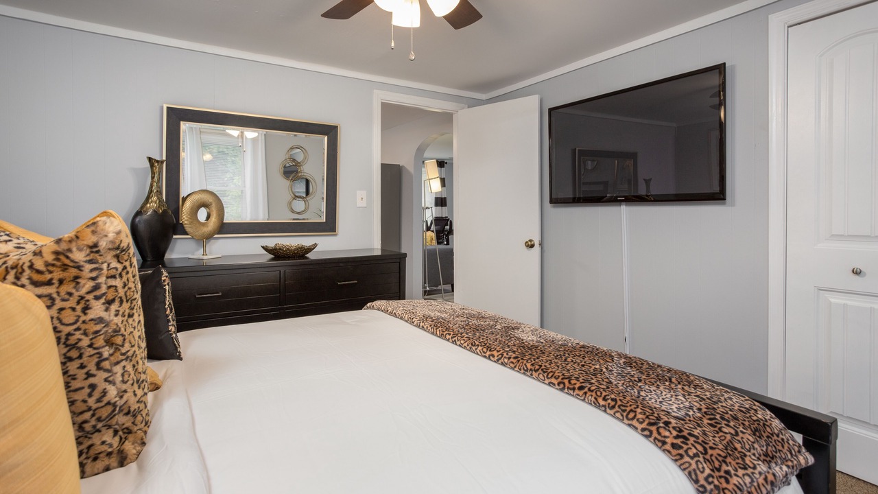 Photo of Bedroom in Mebane