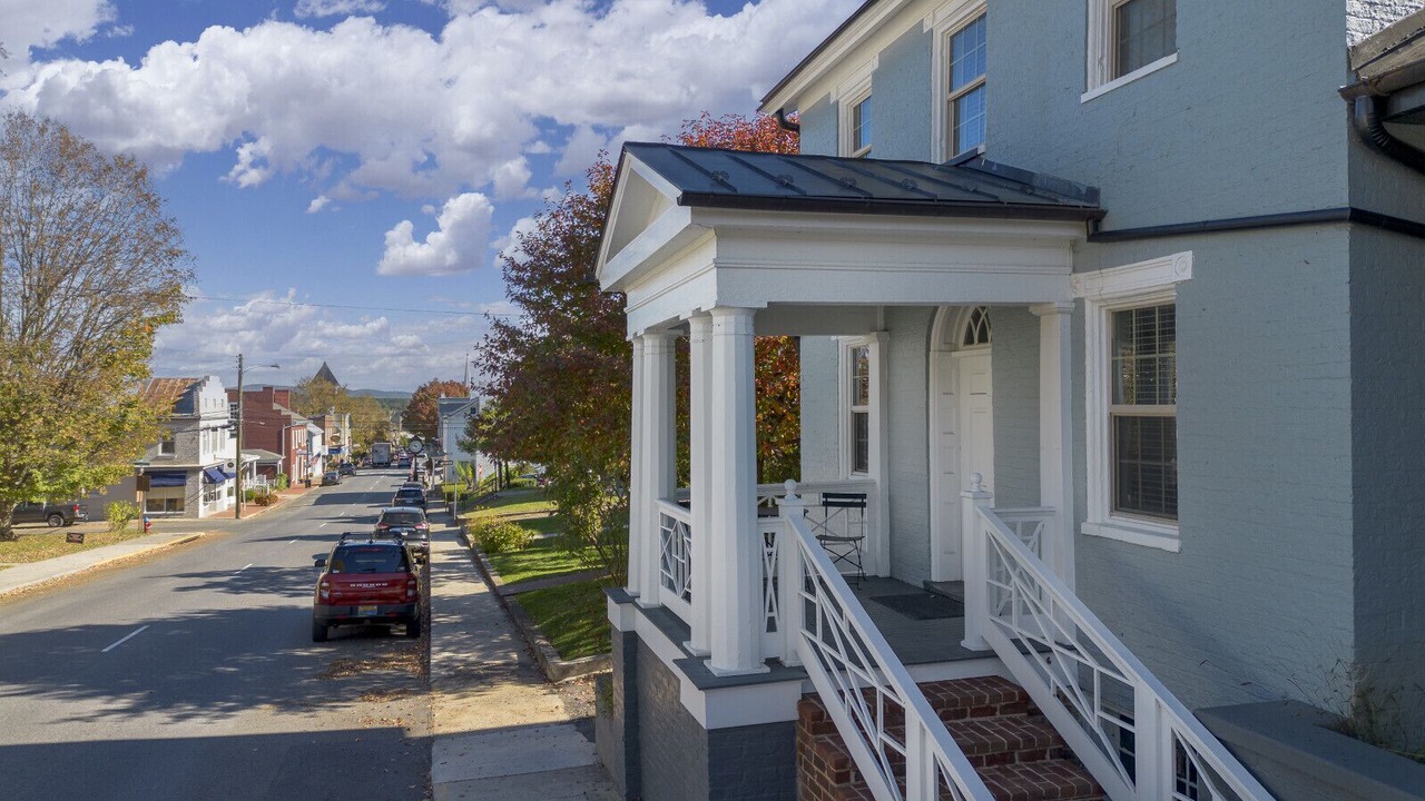 Photo of Outdoor in Lexington