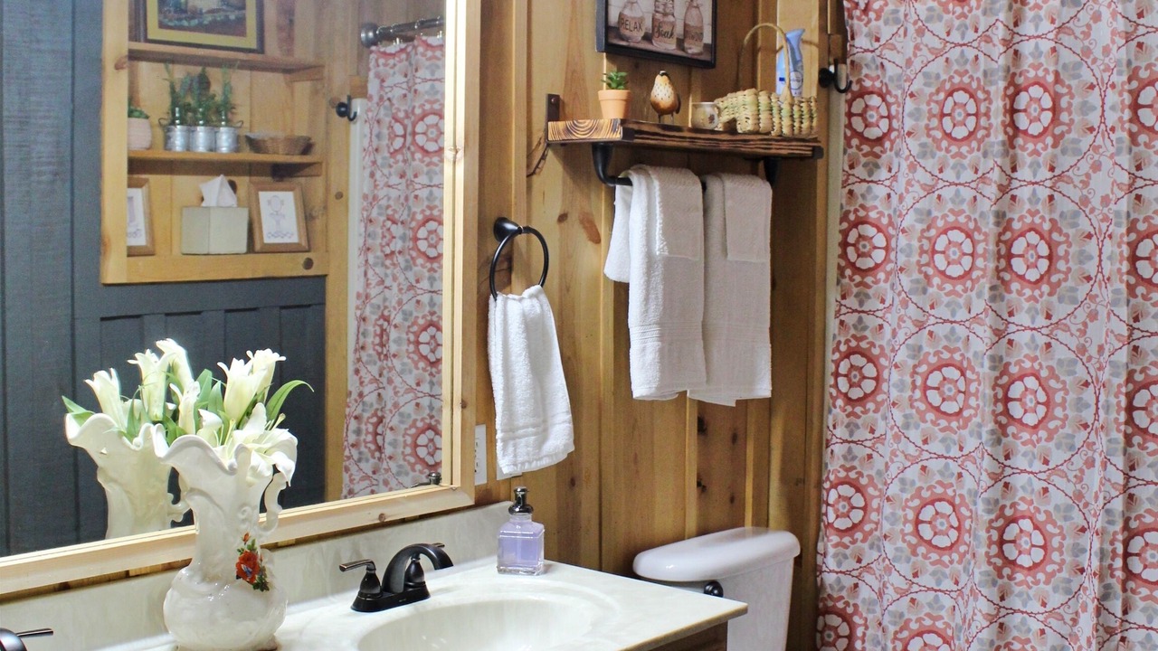 Photo of Bathroom in Lucas