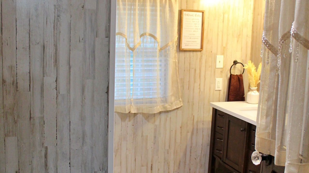 Photo of Bathroom in Lucas