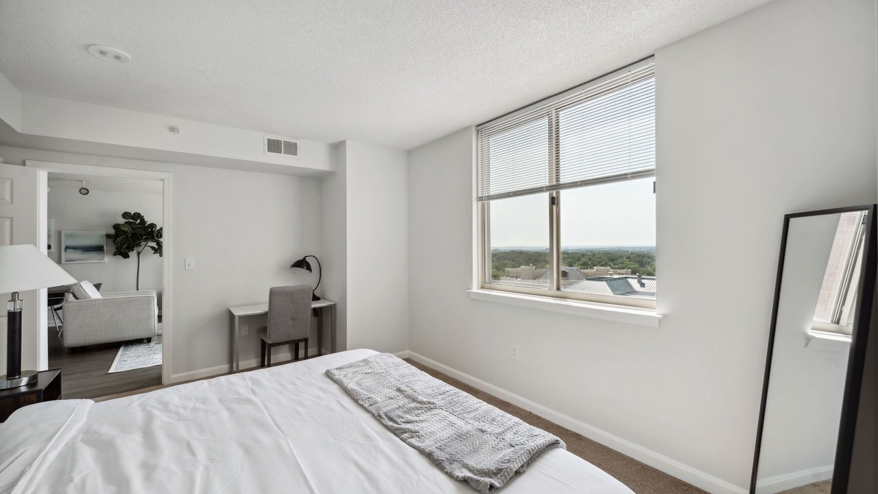 Photo of Bedroom in Ballston
