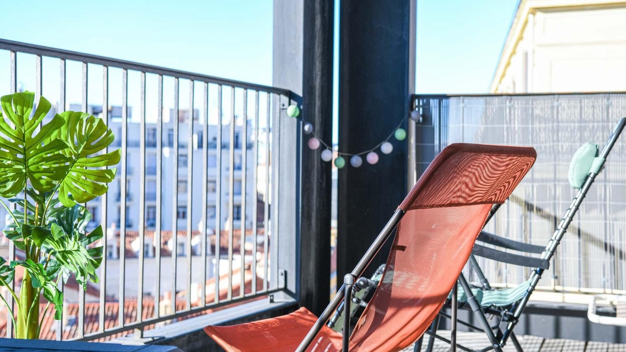 Photo of Patio Balcony in Les Grands Carmes