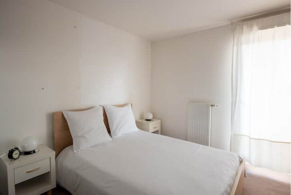 Photo of Bedroom in Center