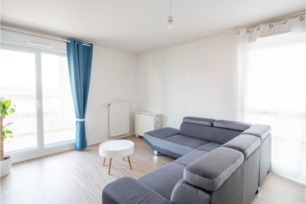 Photo of Livingroom in Center