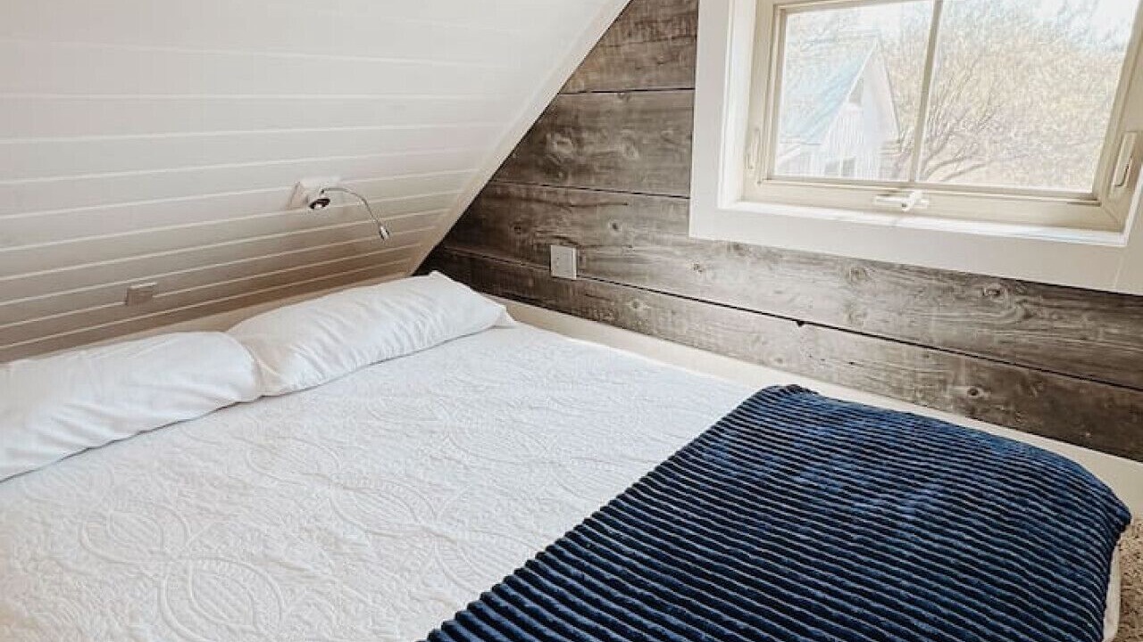 Photo of Bedroom in Elm Mott