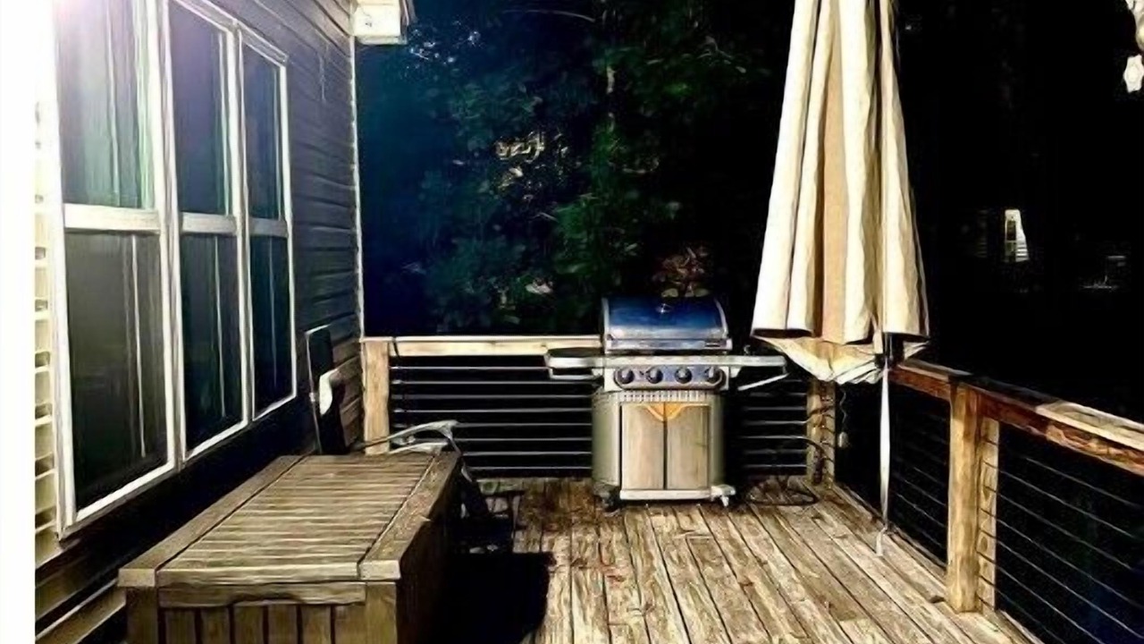 Photo of Patio Balcony in Townville