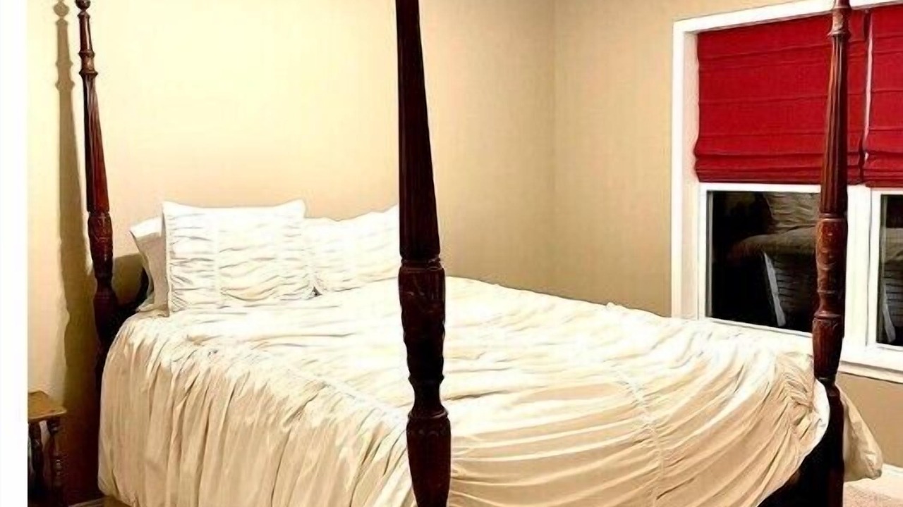 Photo of Bedroom in Townville