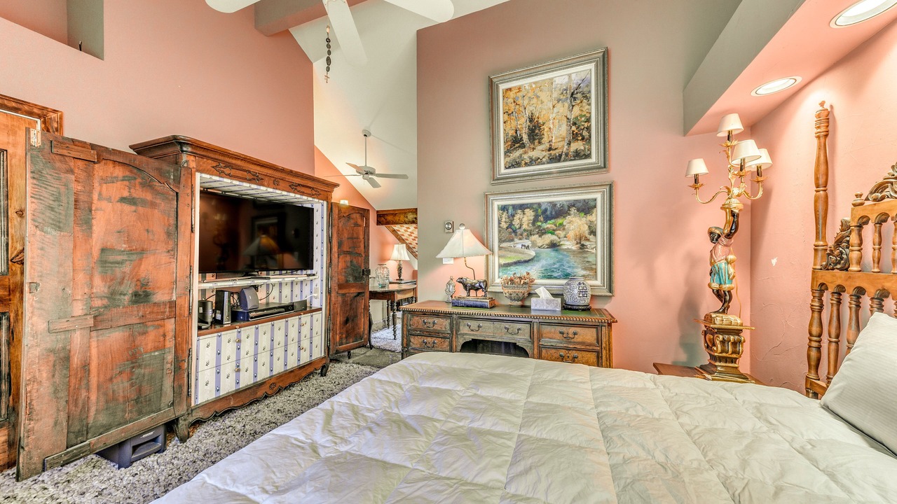 Photo of Bedroom in Cloudcroft
