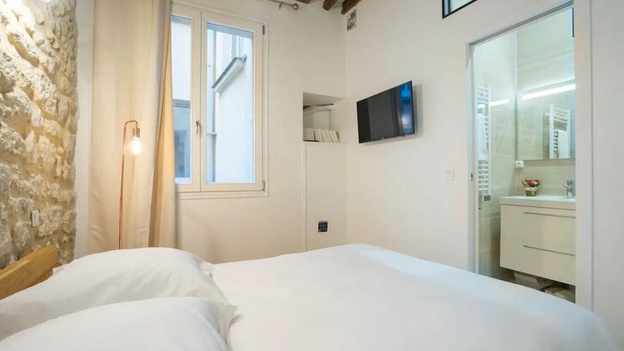 Photo of Bedroom in Vivienne
