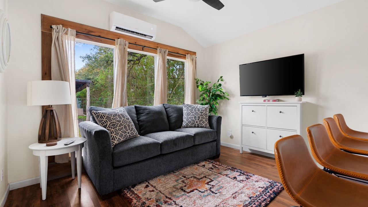 Photo of Livingroom in Kyle