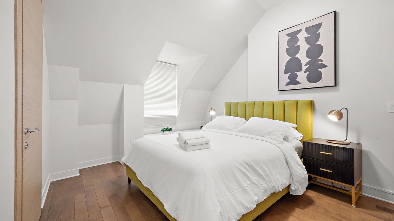 Photo of Bedroom in Old Montreal
