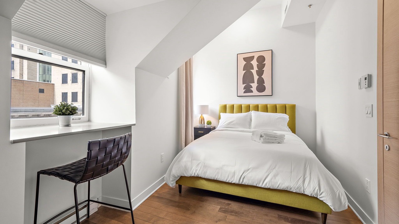 Photo of Bedroom in Old Montreal