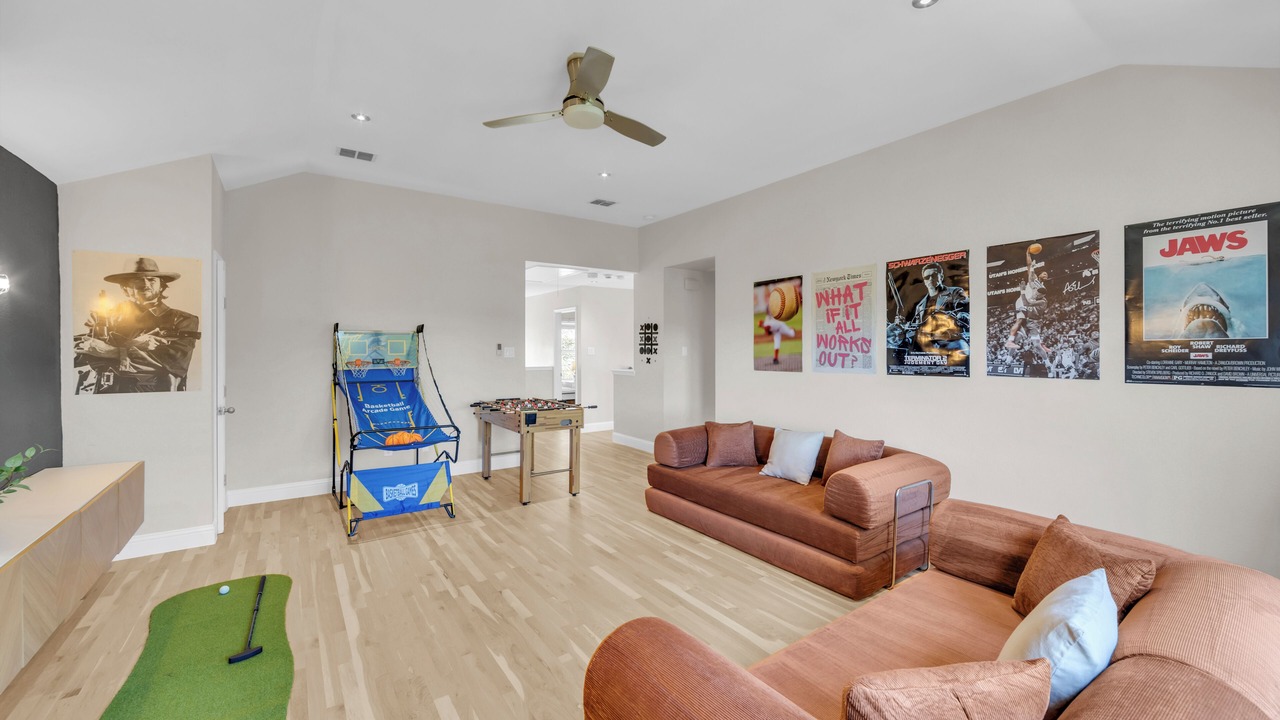 Photo of Livingroom in Forney