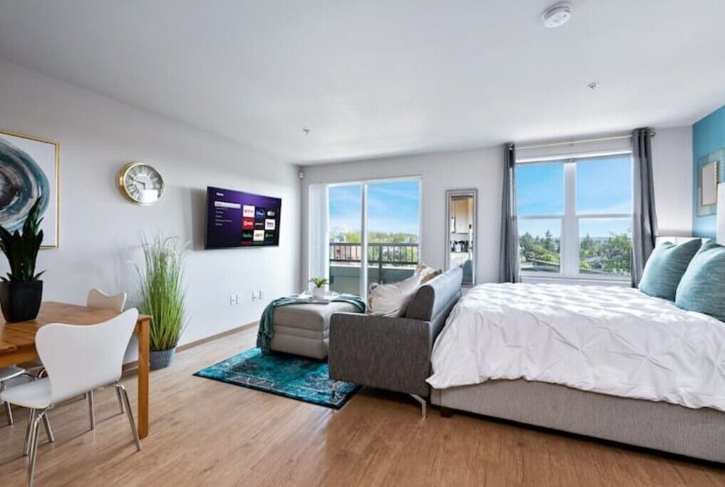 Photo of Bedroom in North Beacon Hill