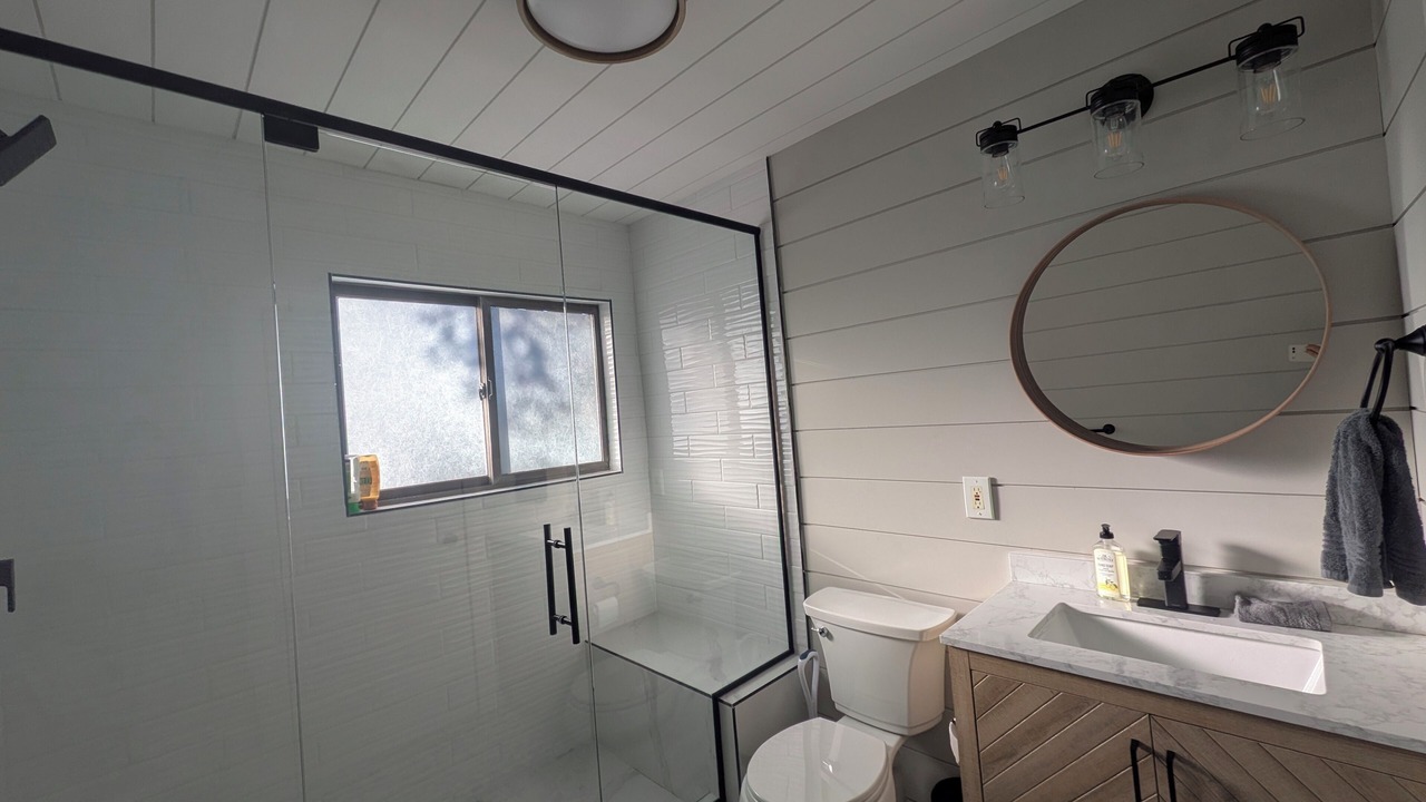Photo of Bathroom in Bracebridge