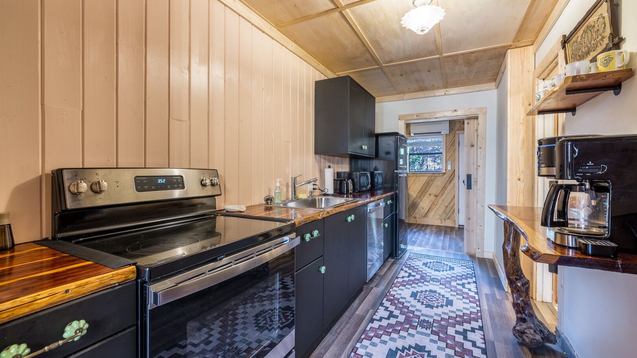 Photo of Kitchen in Demorest