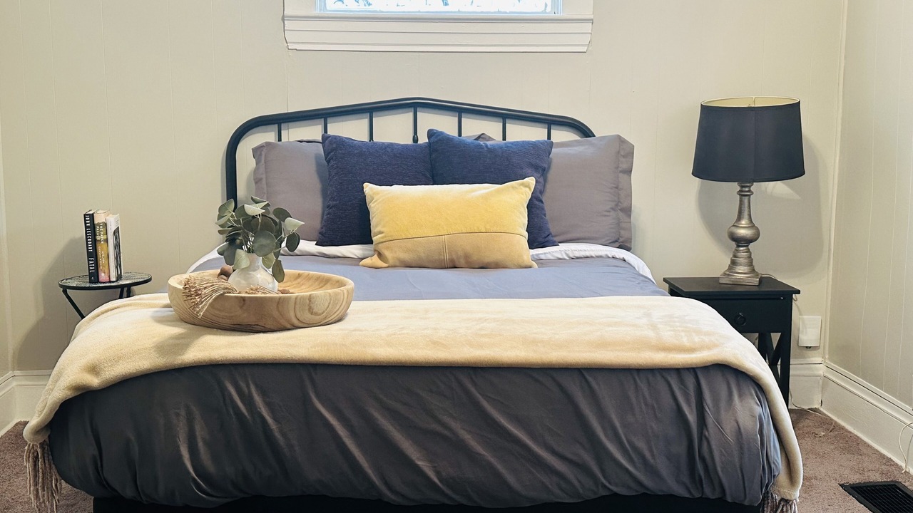 Photo of Bedroom in Lakewood