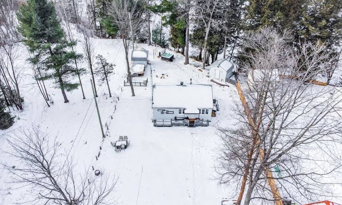 Photo of Outdoor in Notre-Dame-de-Lourdes