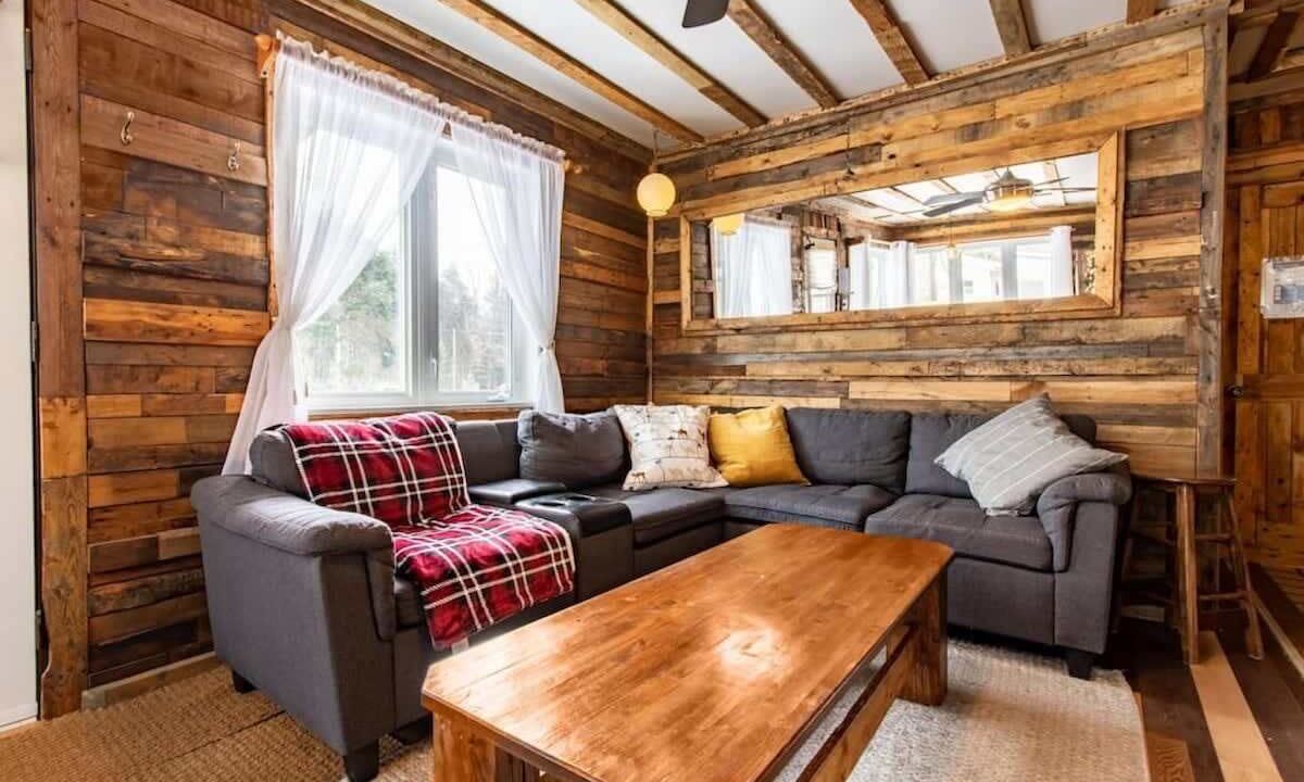 Photo of Livingroom in Notre-Dame-de-Lourdes