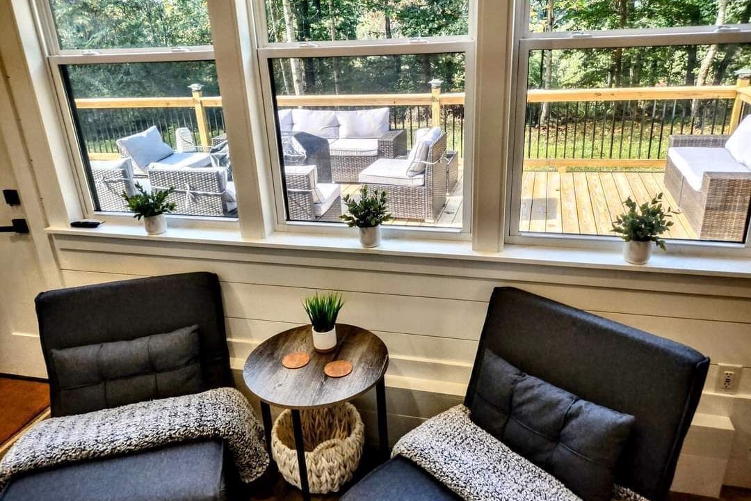 Photo of Livingroom in Ashley Oaks