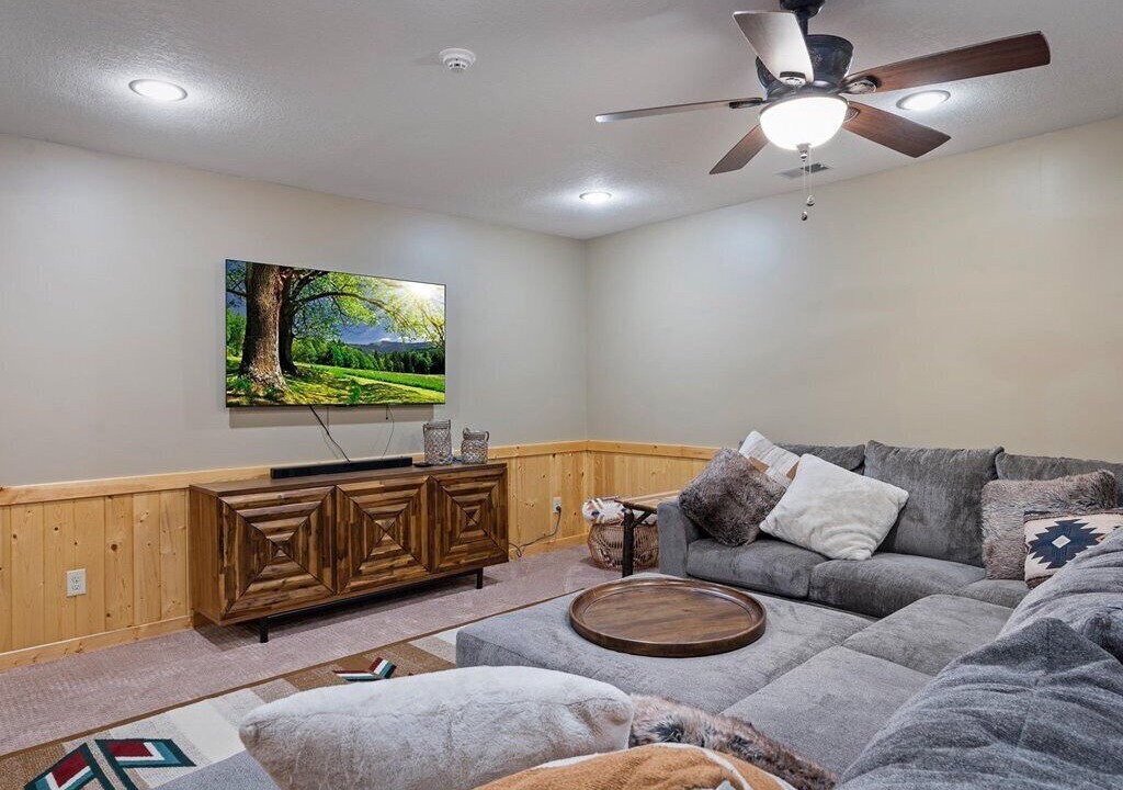 Photo of Bedroom in Walker