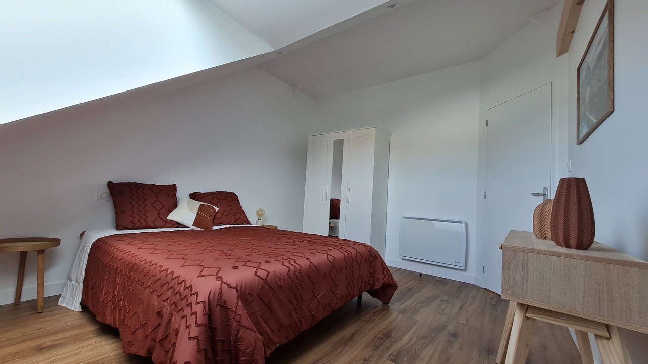 Photo of Bedroom in Forairie-Cotterets