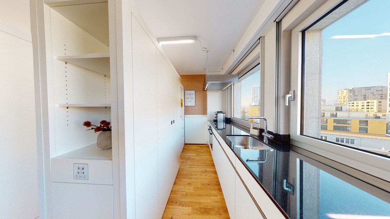 Photo of Kitchen in District 9