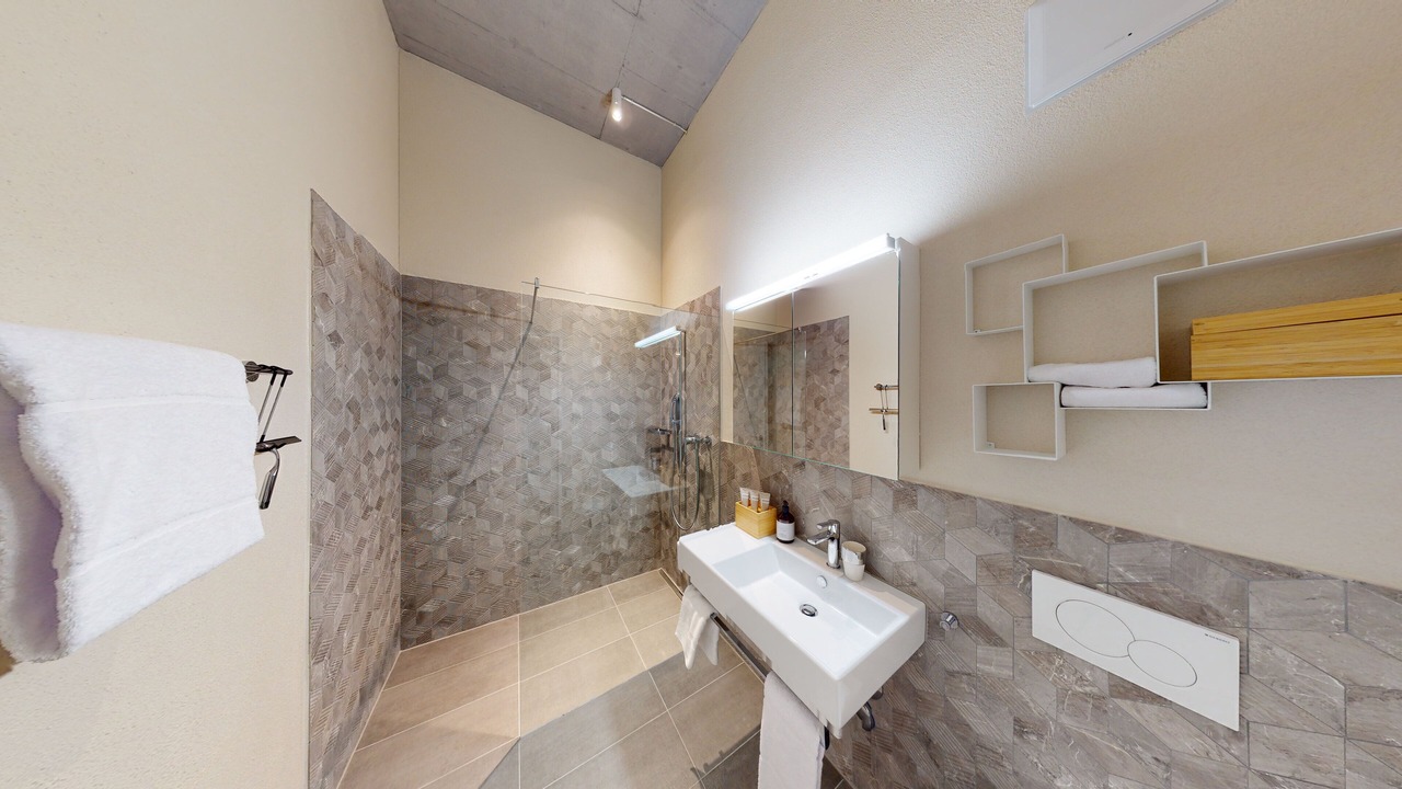 Photo of Bathroom in District 9