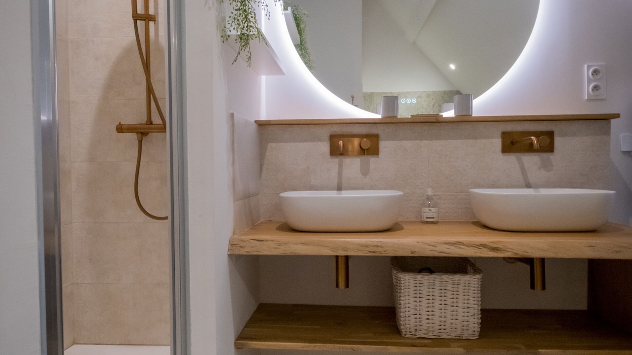 Photo of Bathroom in Soucelles