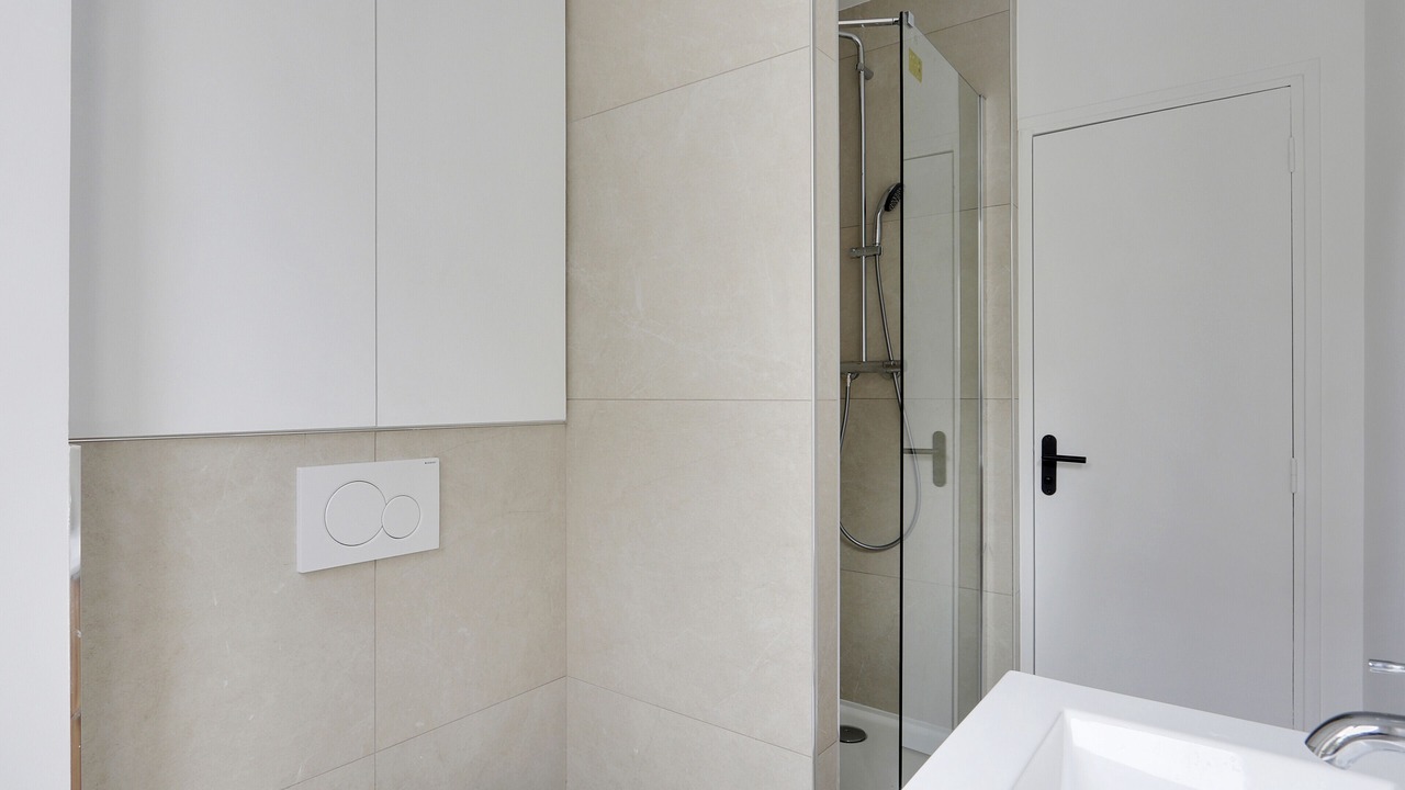 Photo of Bathroom in Charonne